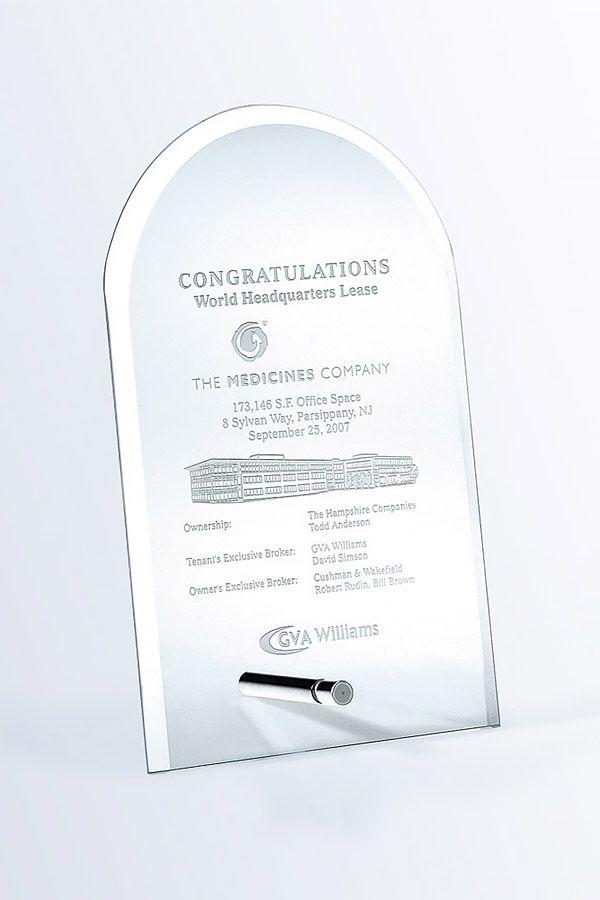 Glass award -  GLA1817